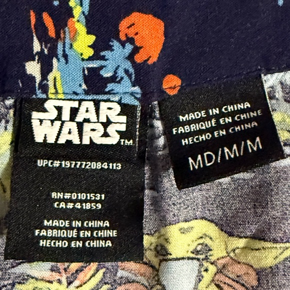 Star Wars Medium Hawaiian Mandarolian Grogu Baby Yoda Navy Tropical Print Shirt - Picture 7 of 8
